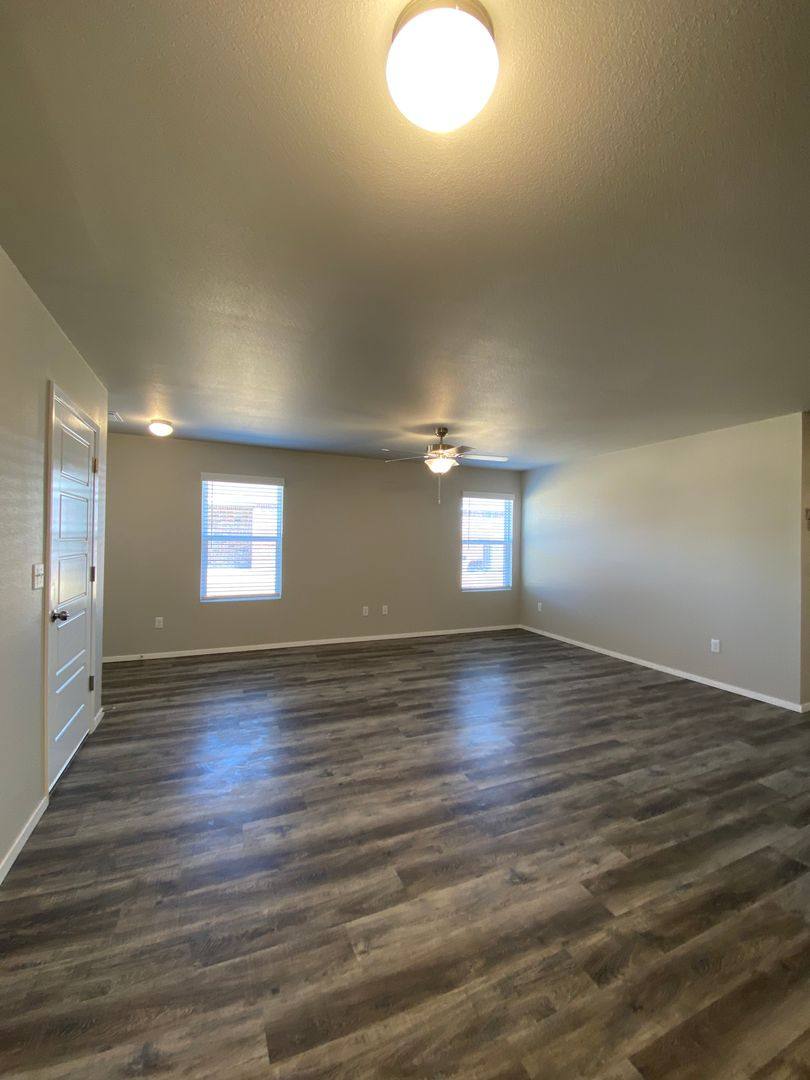 House for rent at 2701A N Denver St, Siloam Springs, AR 72761