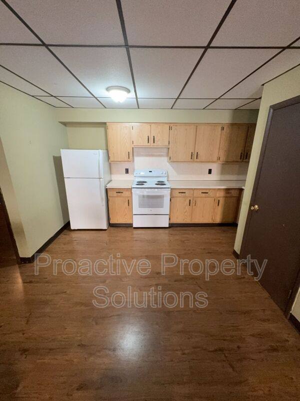Apartment for rent at 1820 Sanderson Ave #1, Scranton, PA 18509