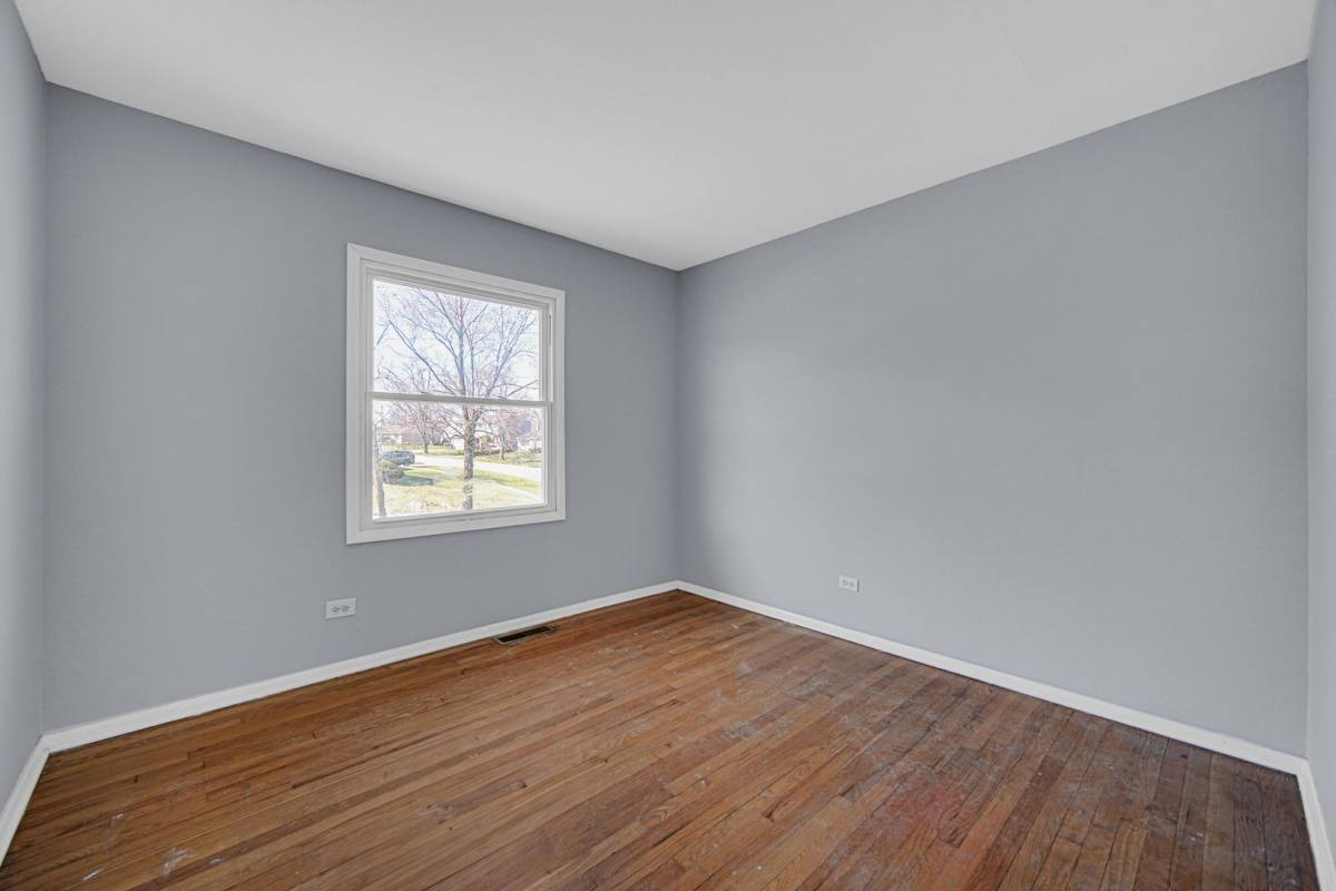 House for rent at 548 Regent Rd, University Park, IL 60484