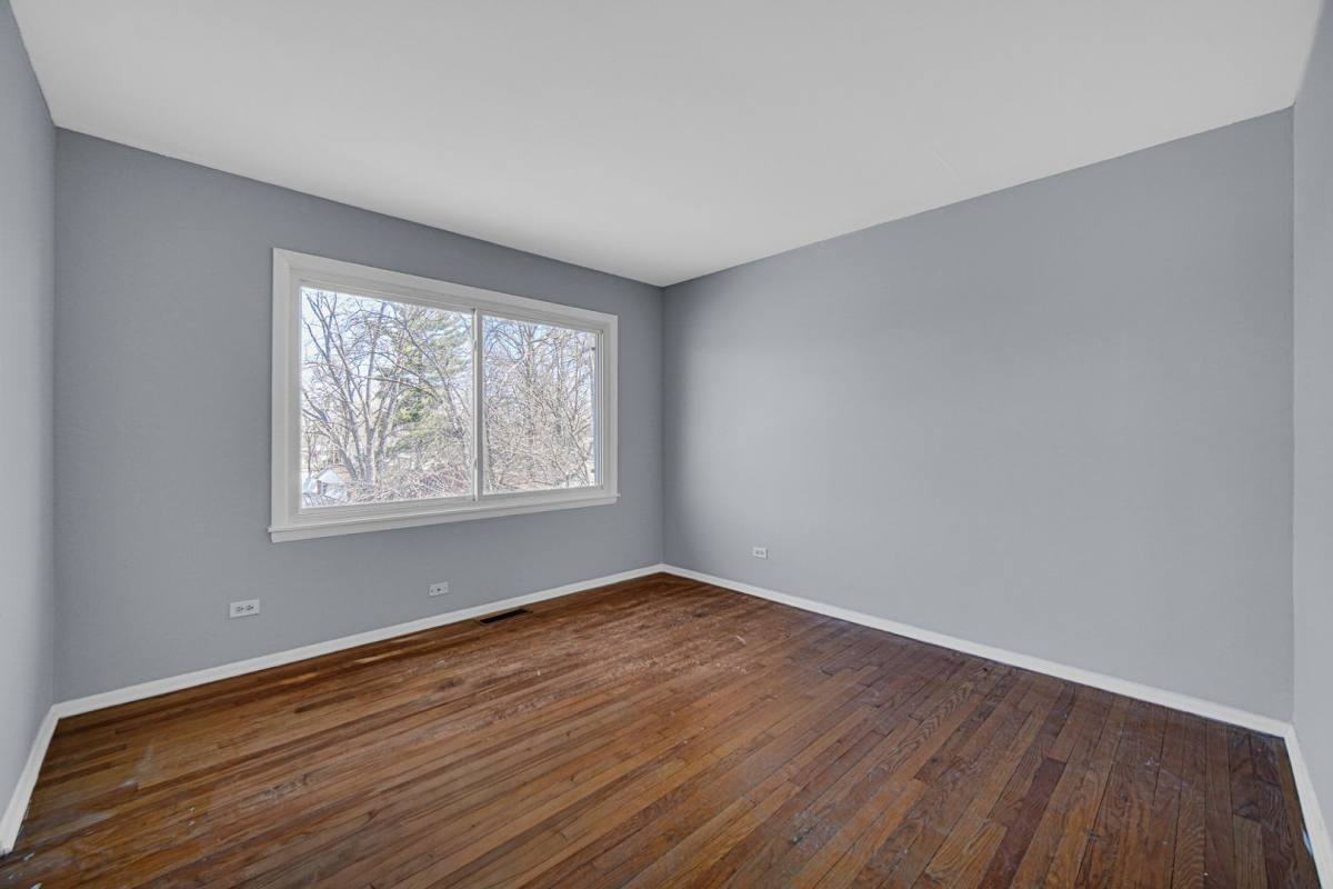 House for rent at 548 Regent Rd, University Park, IL 60484