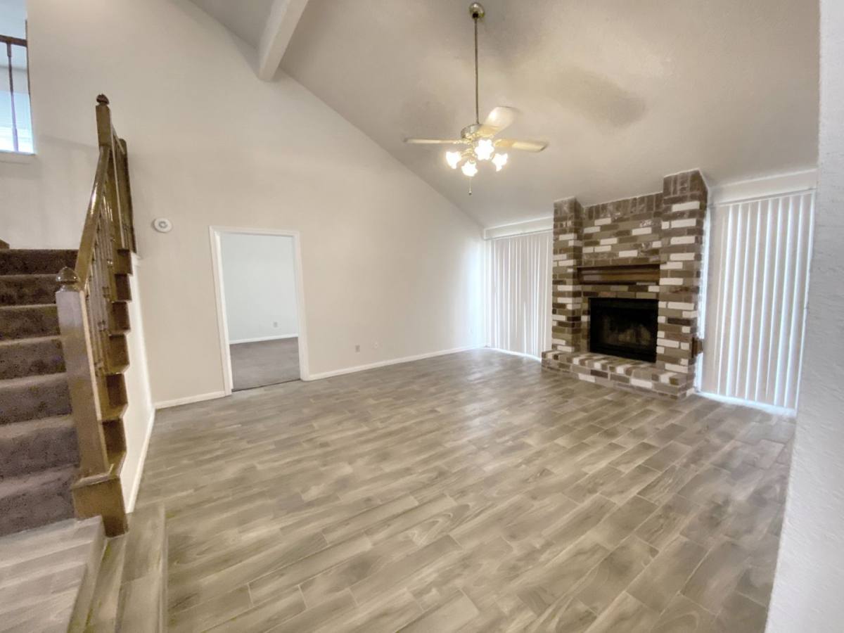 Apartment for rent at 14818 Chetland Place Dr, Houston, TX 77095