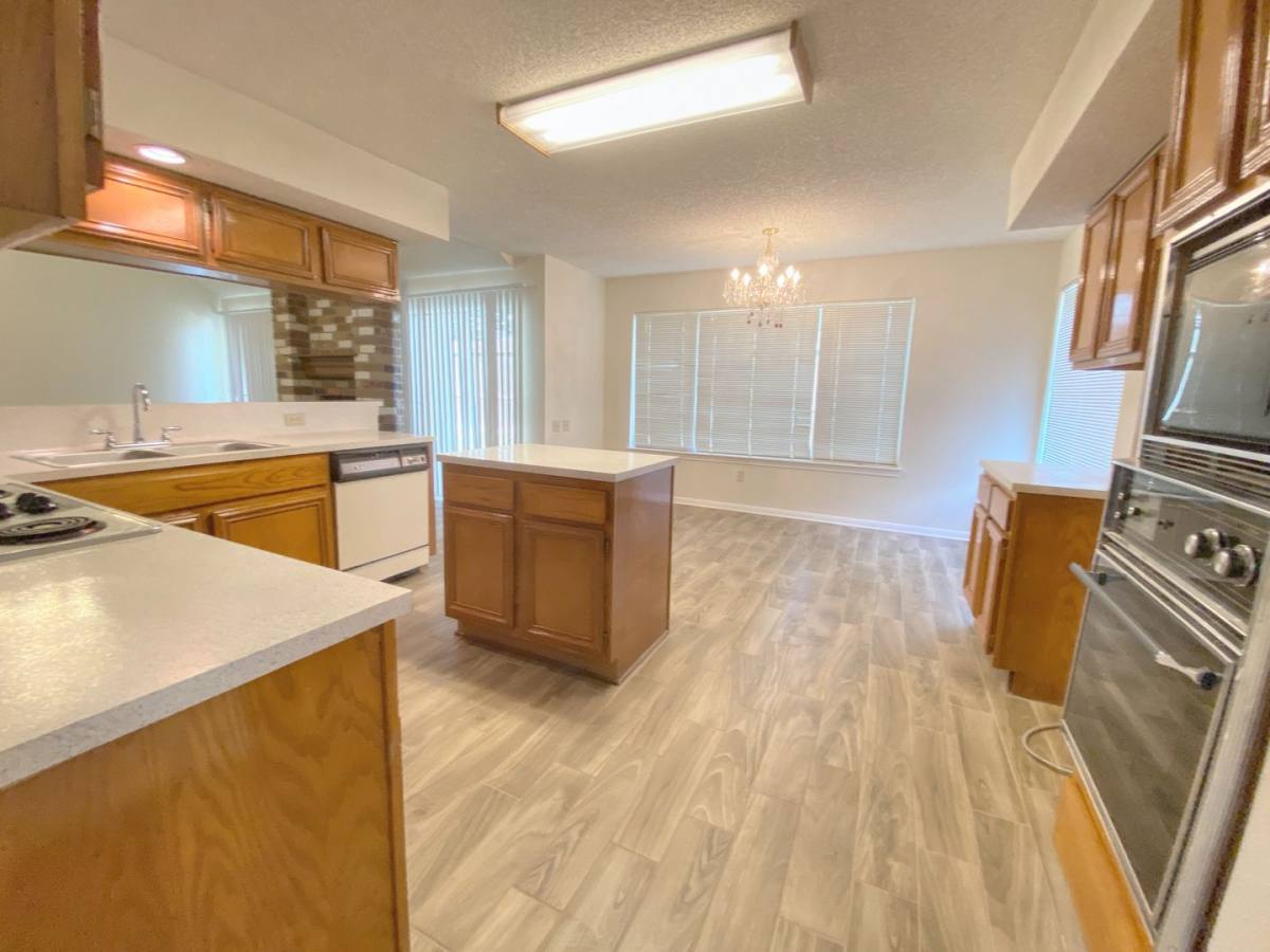 Apartment for rent at 14818 Chetland Place Dr, Houston, TX 77095