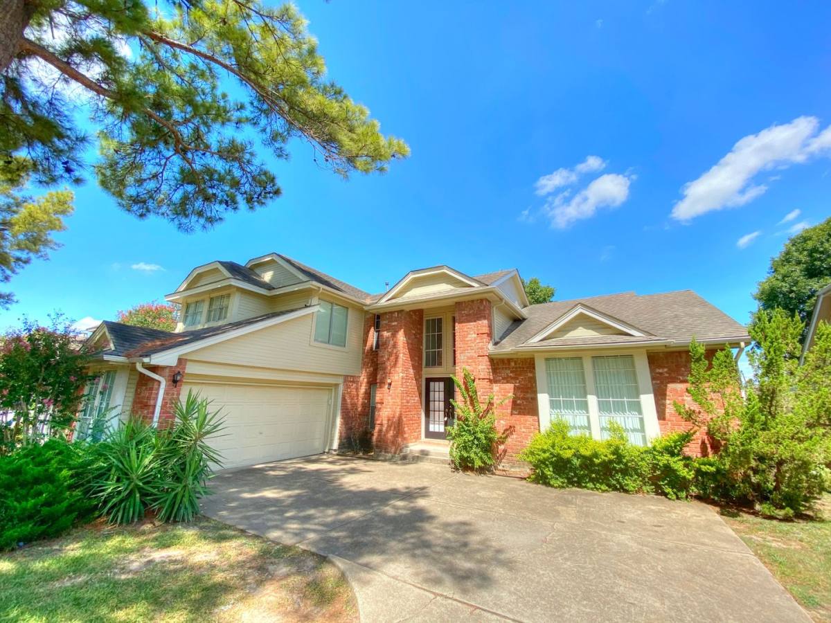 Apartment for rent at 14818 Chetland Place Dr, Houston, TX 77095