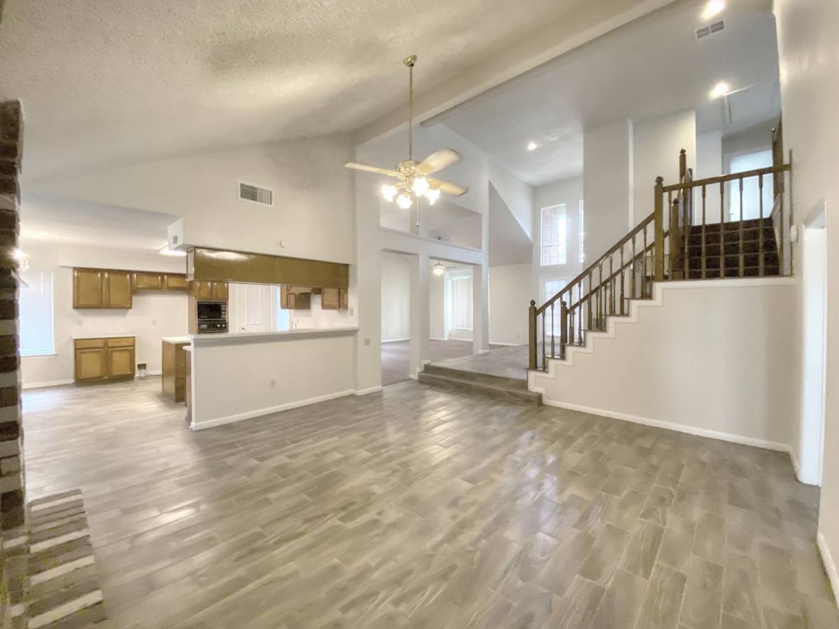 Apartment for rent at 14818 Chetland Place Dr, Houston, TX 77095