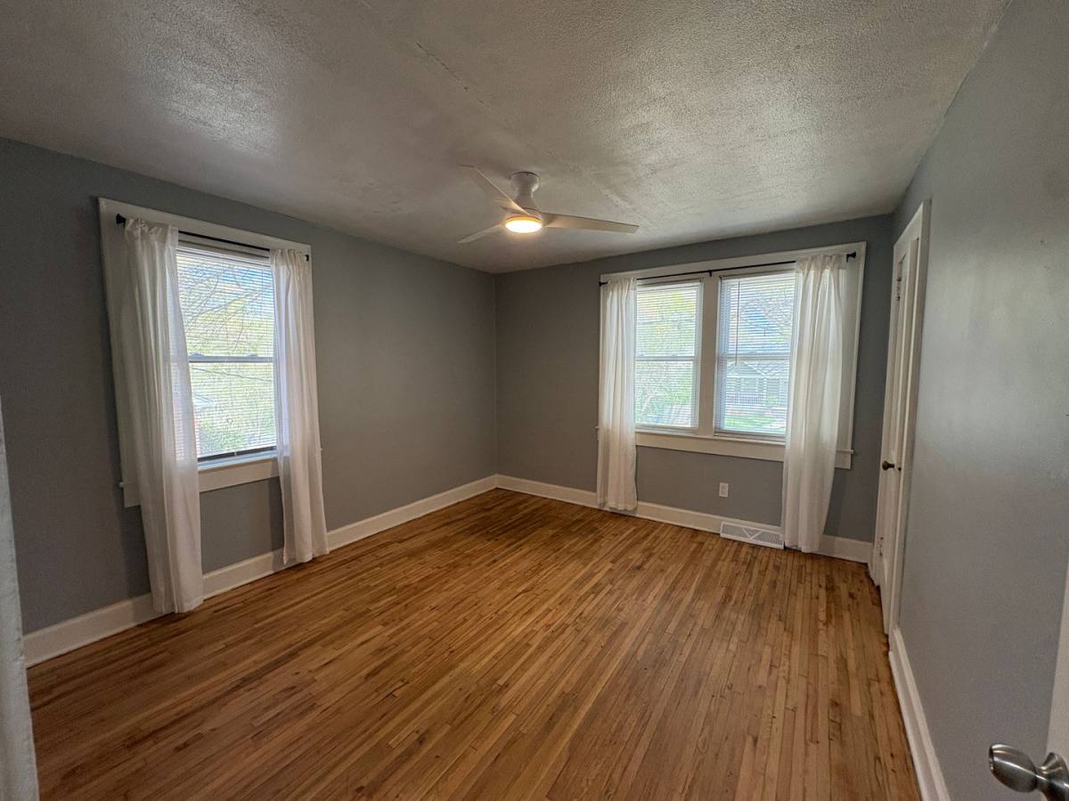 House for rent at 10 Charlotte St, Greenville, SC 29607