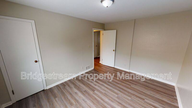 Apartment for rent at 619 Gainsborough Rd #4, Dayton, OH 45419