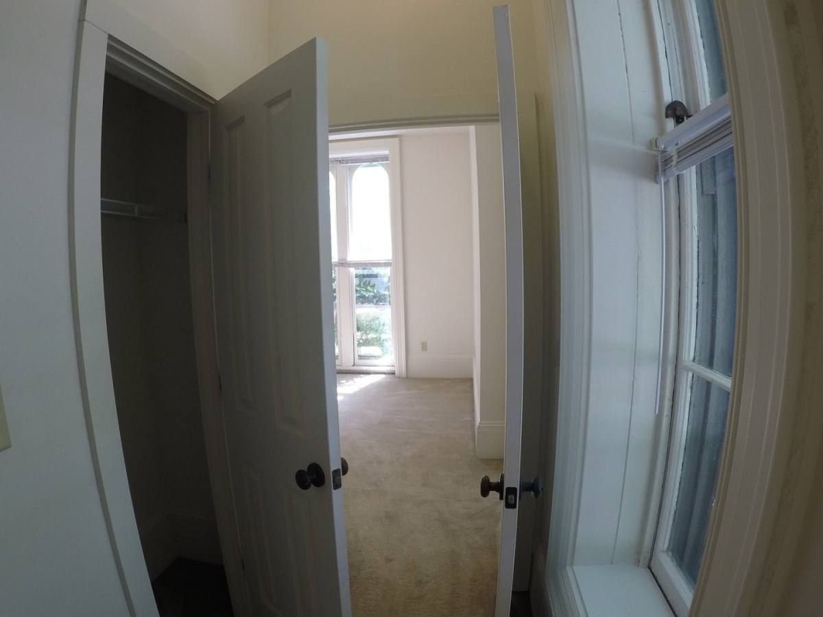 Apartment for rent at 220 S 6th St, Lafayette, IN 47901