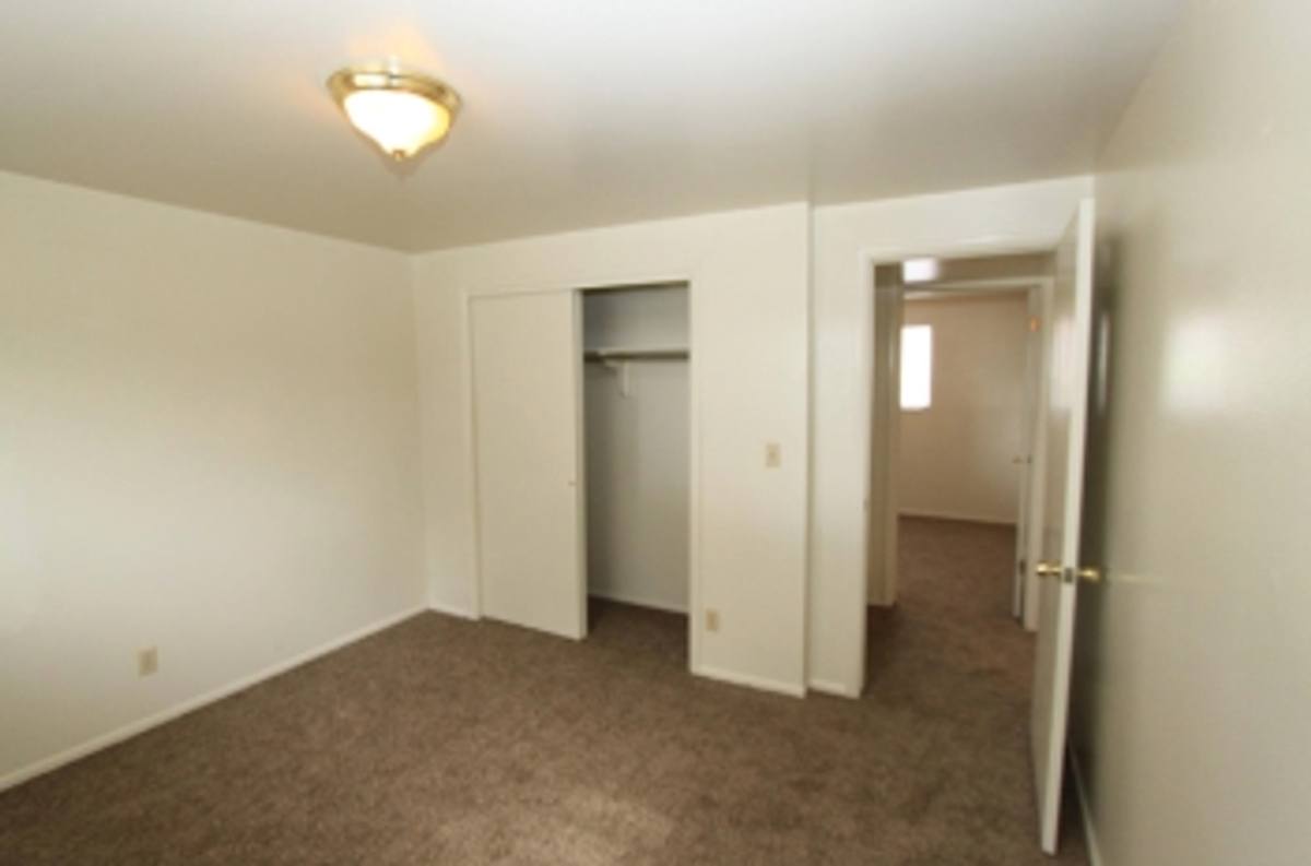 Apartment for rent at 100 W 350 S, Orem, UT 84058