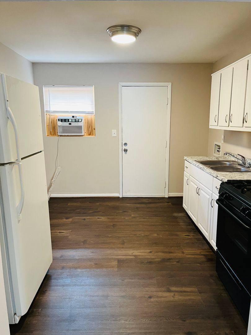 Apartment for rent at 3041 N St, Atlanta, GA 30344