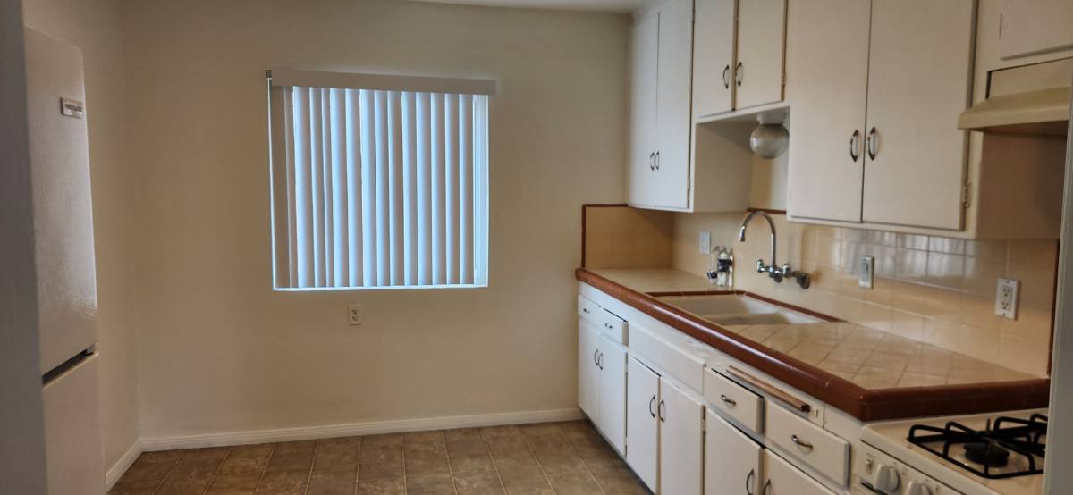 Apartment for rent at 1137 E Lexington Ave, El Cajon, CA 92019