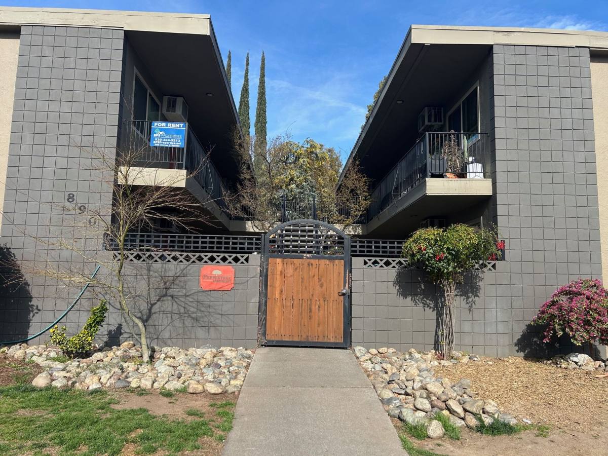 Apartment for rent at 890 E 9th St, Chico, CA 95928