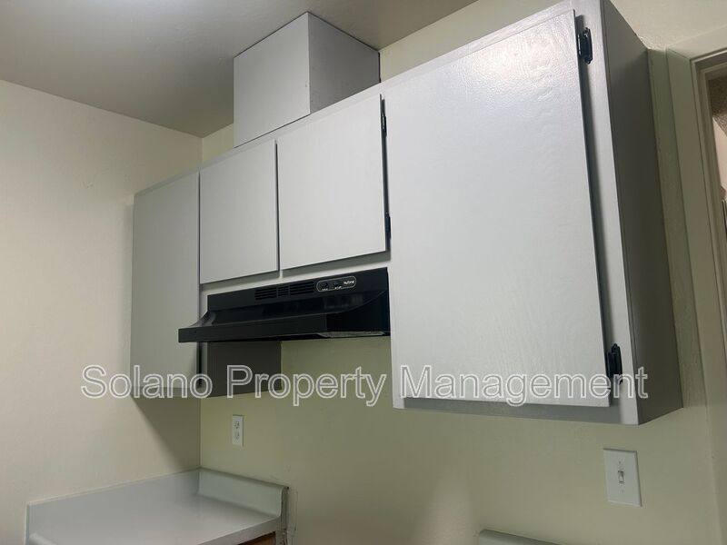 Apartment for rent at 766 E Tabor Ave #12, Fairfield, CA 94533