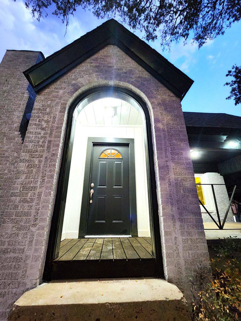 House for rent at 2114 N Elm St, Denton, TX 76201