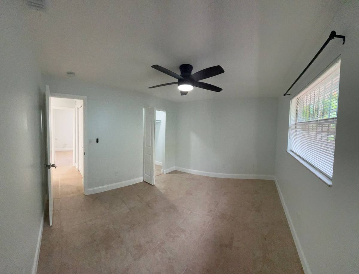 Apartment for rent at 520-522 46th St, West Palm Beach, FL 33407