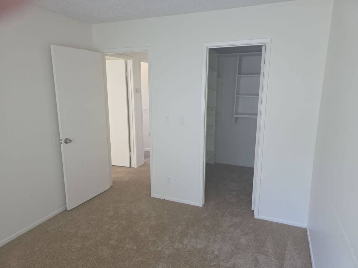 Apartment for rent at 2577 Anchor Ave, Port Hueneme, CA 93041