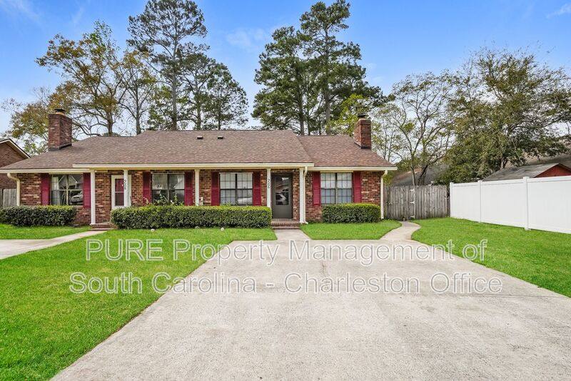Townhouse for rent at 9506 S Cardinal Dr, Ladson, SC 29456