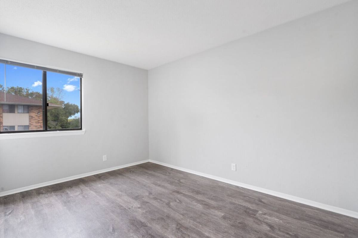 Apartment for rent at 4323 N Division St, Davenport, IA 52806