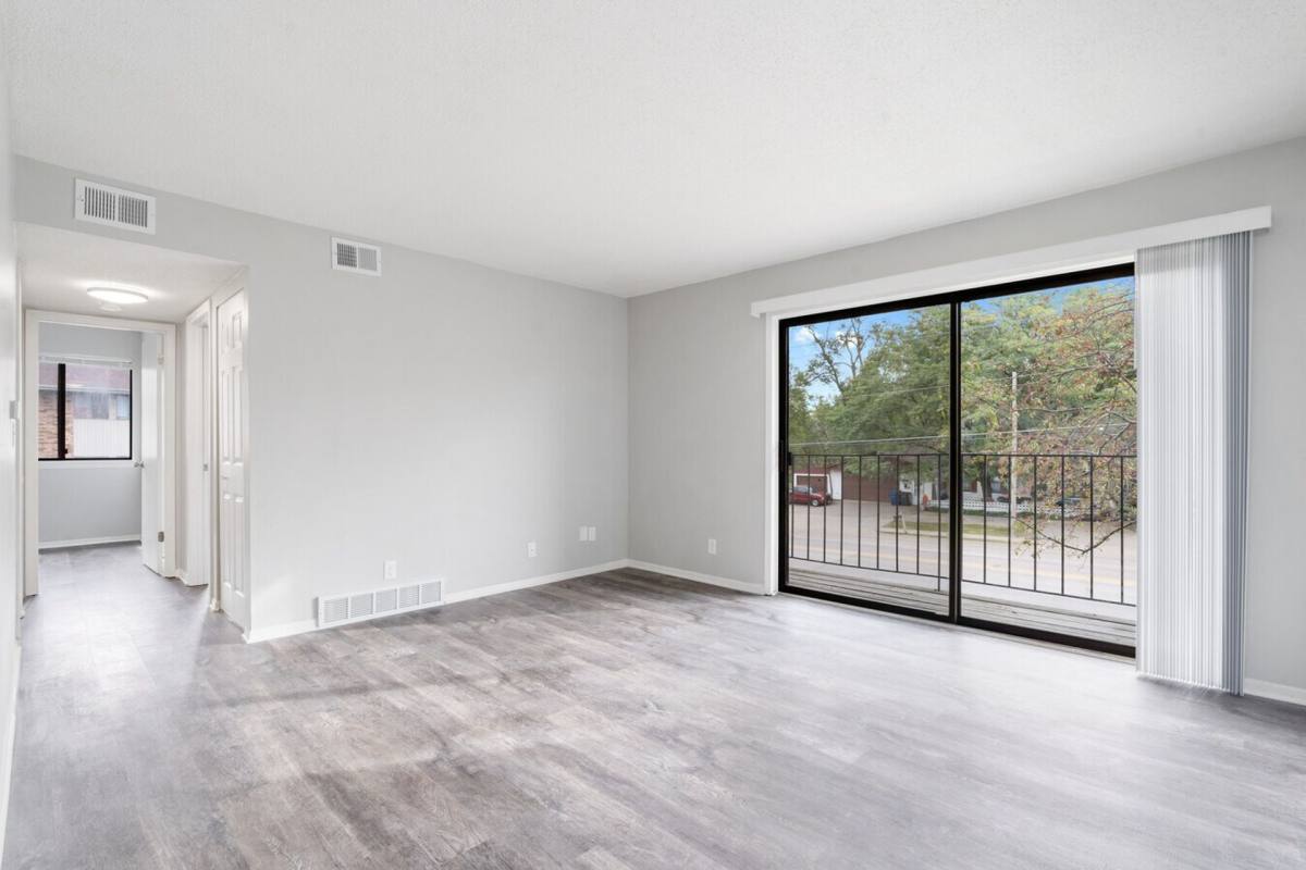Apartment for rent at 4323 N Division St, Davenport, IA 52806