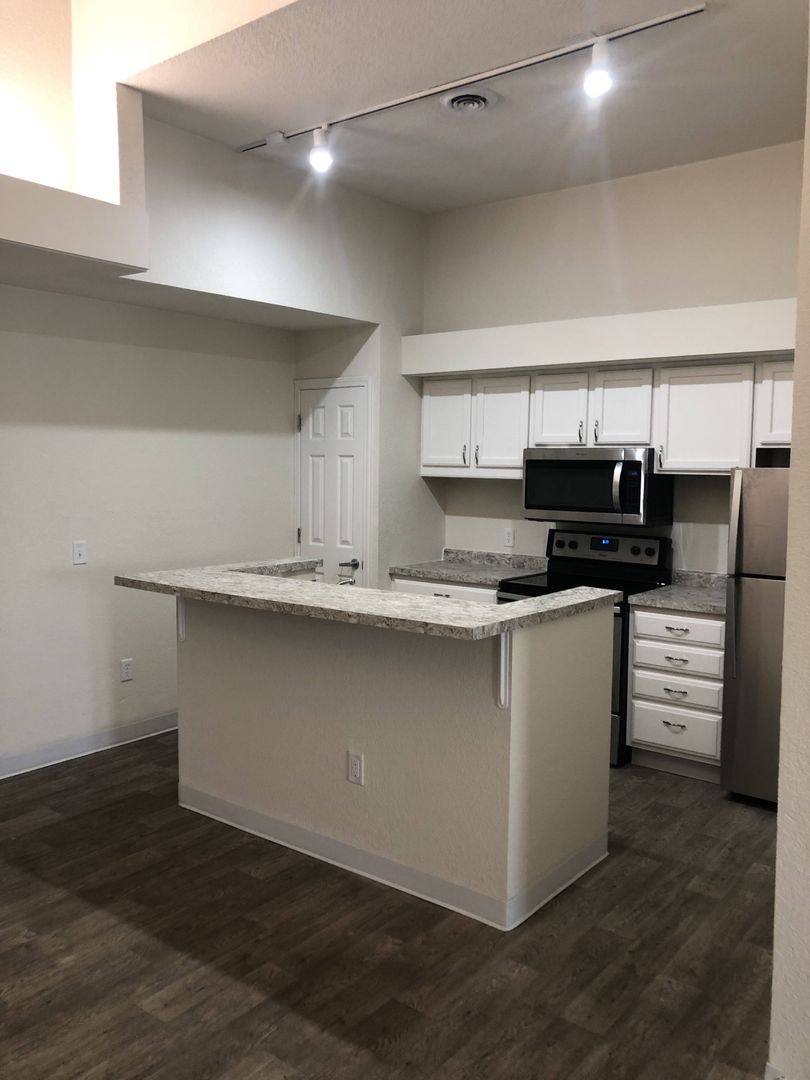 Apartment for rent at 312 W Springfield Ave, Urbana, IL 61801