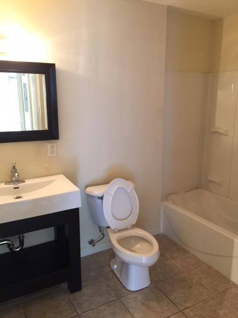 Apartment for rent at 312 W Springfield Ave, Urbana, IL 61801