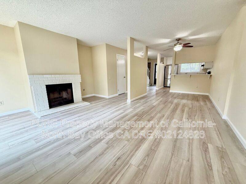 Townhouse for rent at 687 Racquet Club Circle, Rohnert Park, CA 94928