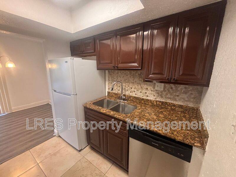 Condo for rent at 4725 S Texas Ave #C, Orlando, FL 32839