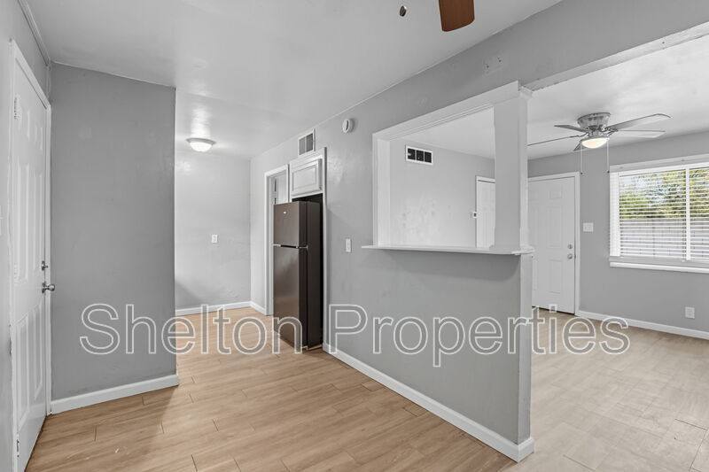 Apartment for rent at 1713 N 31st Place #6, Phoenix, AZ 85042