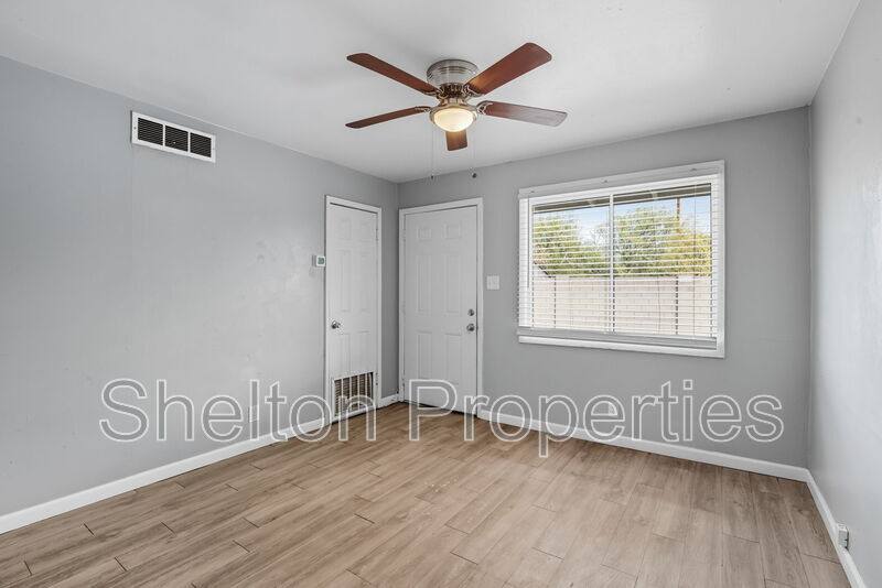 Apartment for rent at 1713 N 31st Place #6, Phoenix, AZ 85042