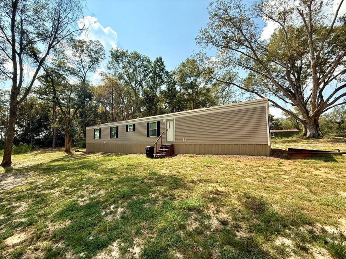 House for rent at 124 County Rd, Brundidge, AL 36010