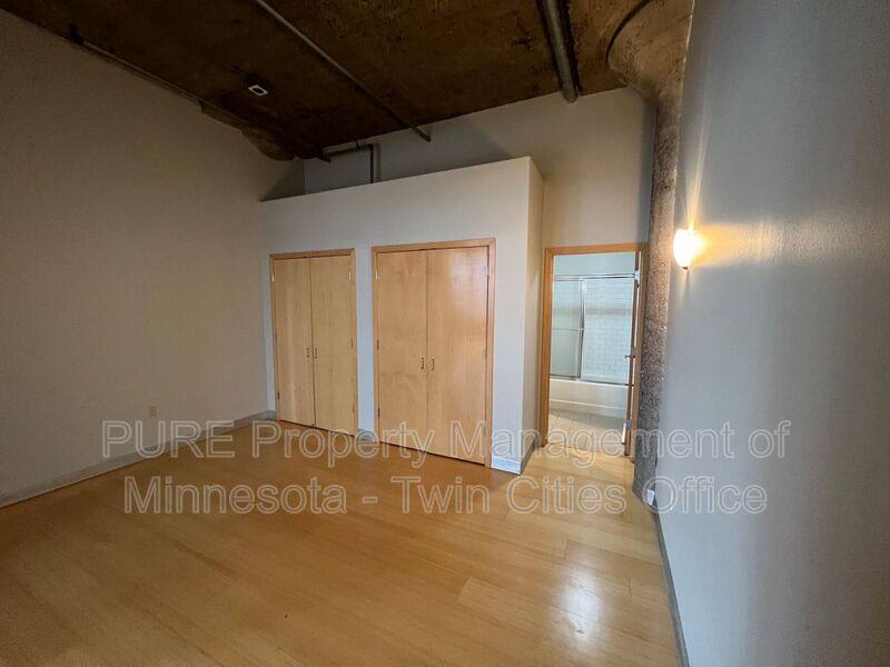 Apartment for rent at 521 S 7th St #212, Minneapolis, MN 55415
