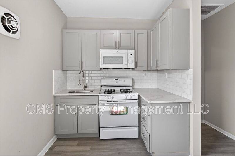 Apartment for rent at 378 Grand St #2L, Roselle, NJ 07203