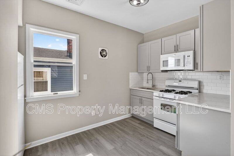 Apartment for rent at 378 Grand St #2L, Roselle, NJ 07203