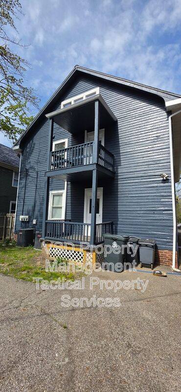 Apartment for rent at 14172 Superior Rd #2, Cleveland, OH 44118
