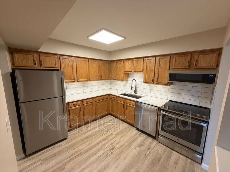 Apartment for rent at 19112 Northridge Dr, Ypsilanti, MI 48197