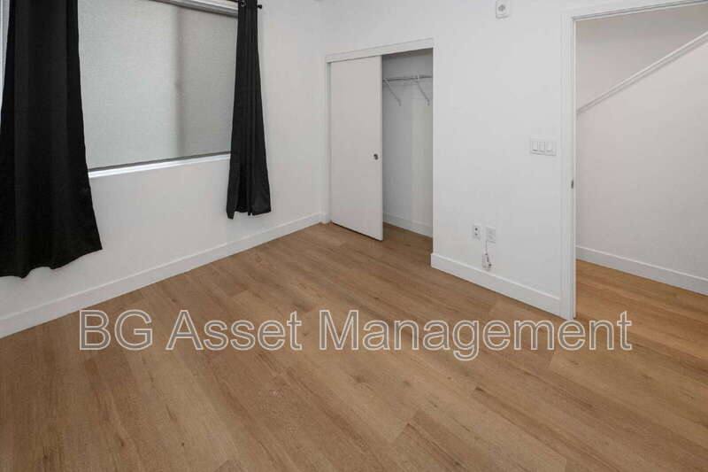 Townhouse for rent at 3909 Wattling St, Oakland, CA 94601