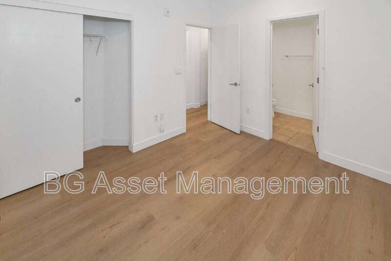 Townhouse for rent at 3909 Wattling St, Oakland, CA 94601