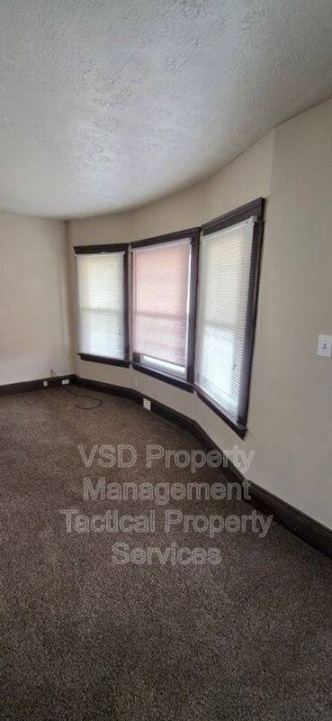 Apartment for rent at 12819 Edmonton Ave #UP, Cleveland, OH 44108