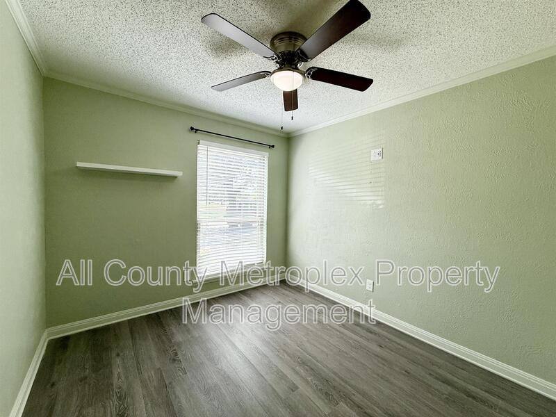 House for rent at 2107 Rockwood Dr, Carrollton, TX 75007