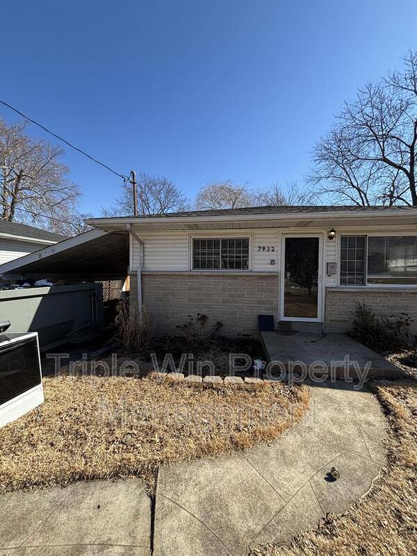 House for rent at 7932 La Belle St, Saint Louis, MO 63123