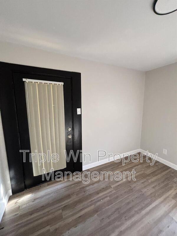 House for rent at 7932 La Belle St, Saint Louis, MO 63123