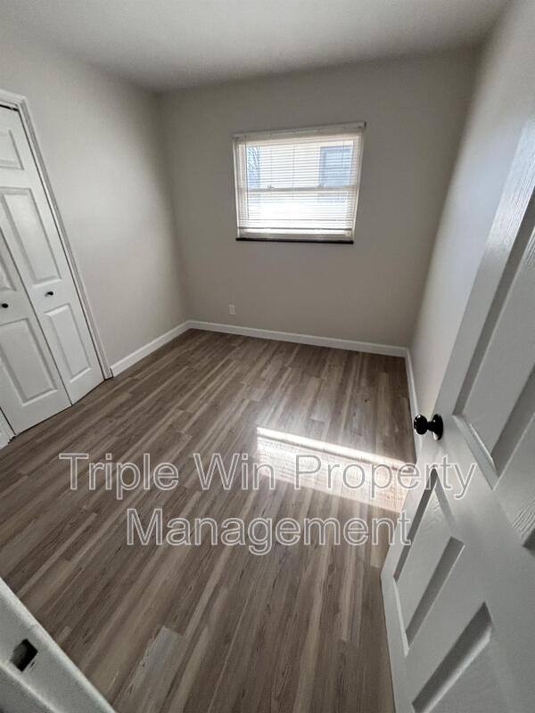 House for rent at 7932 La Belle St, Saint Louis, MO 63123