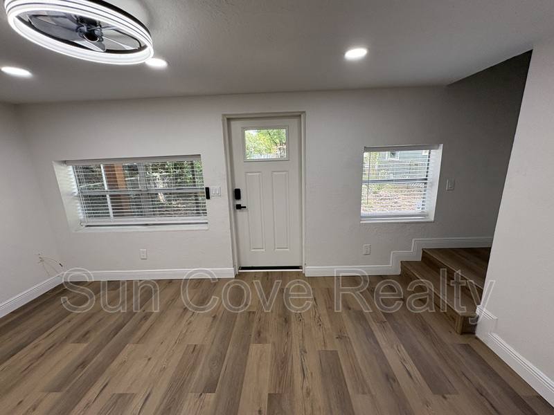 House for rent at 807 E Genesee St #1 2, Tampa, FL 33603