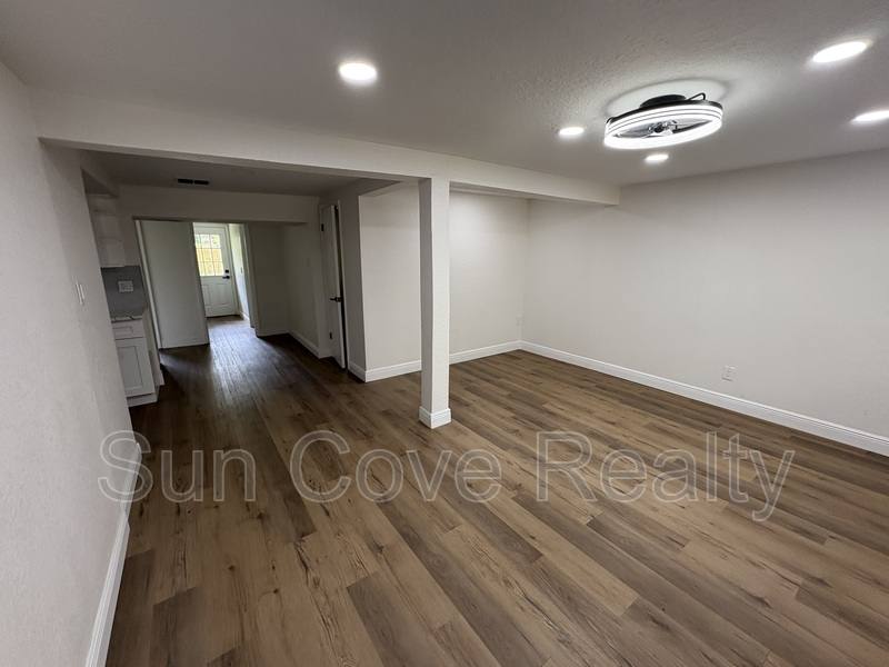 House for rent at 807 E Genesee St #1 2, Tampa, FL 33603