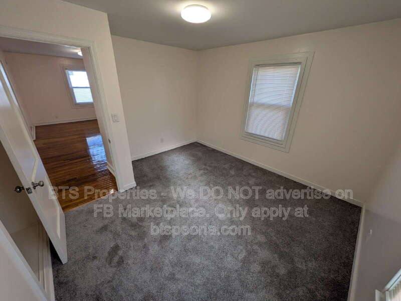 House for rent at 906 S Tonti Circle, Peoria, IL 61605