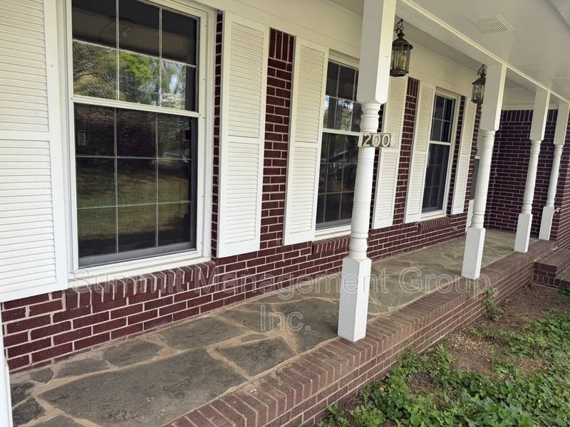 House for rent at 200 Indian Creek Dr, Monroe, GA 30655