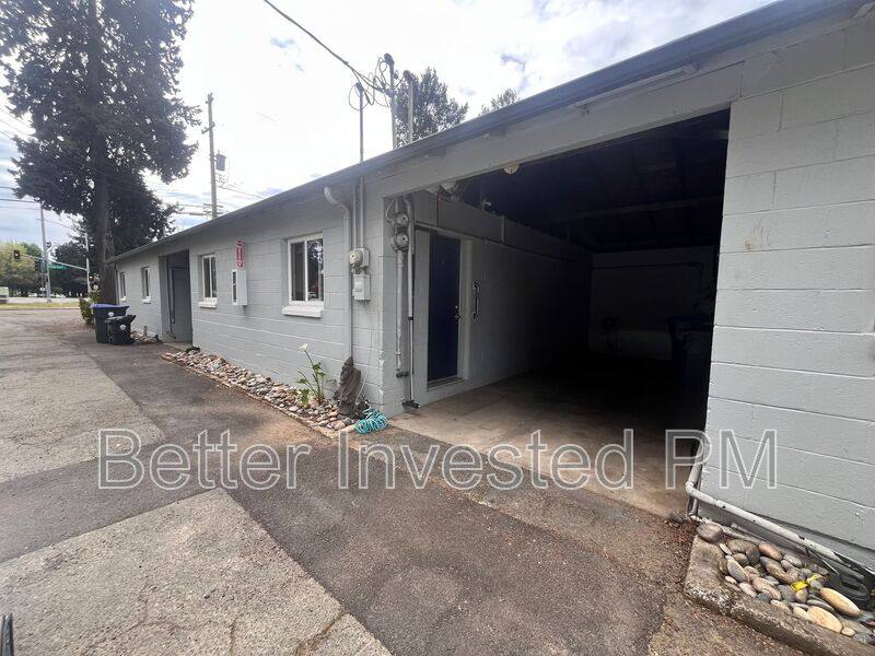 Apartment for rent at 560 Talmage Rd #J, Ukiah, CA 95482
