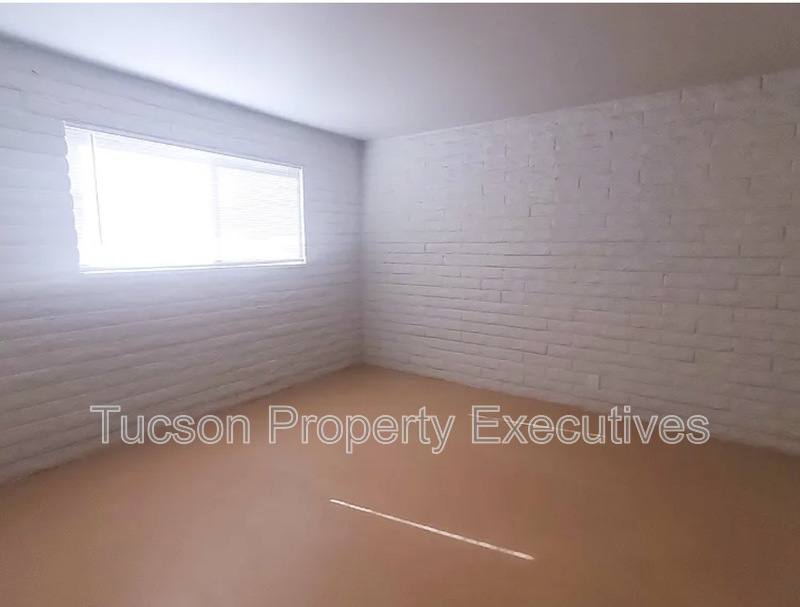 Apartment for rent at 319 E Blacklidge Dr #3, Tucson, AZ 85705