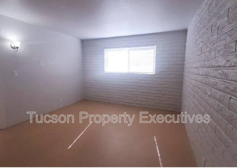 Apartment for rent at 319 E Blacklidge Dr #3, Tucson, AZ 85705