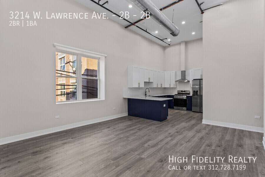 Apartment for rent at 3214 W Lawrence Ave #2B, Chicago, IL 60625