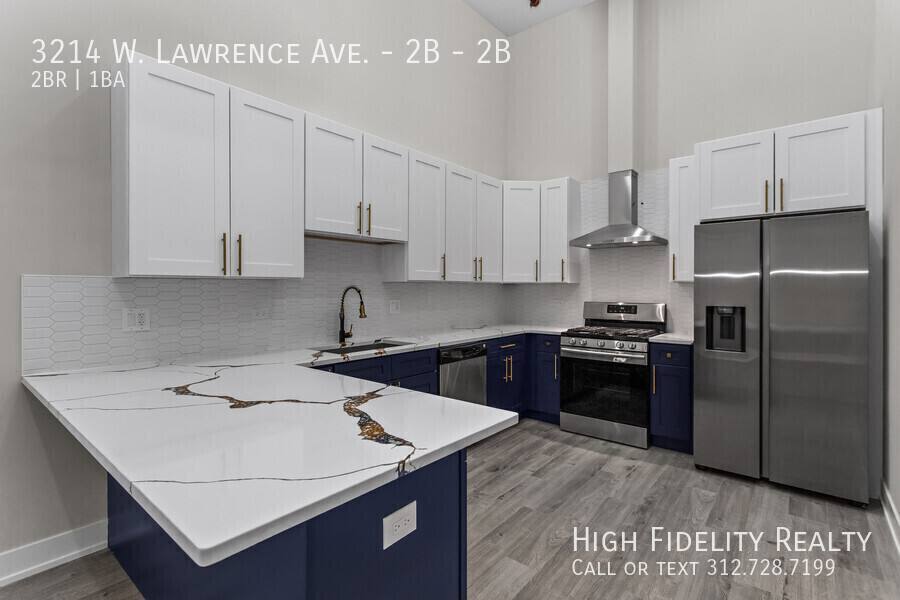 Apartment for rent at 3214 W Lawrence Ave #2B, Chicago, IL 60625